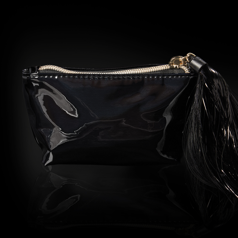 Exquisite<br>Clutch Empty