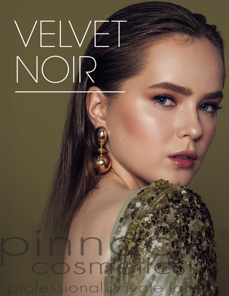 HOLIDAY 2025 - VELVET NOIR MODEL #1
