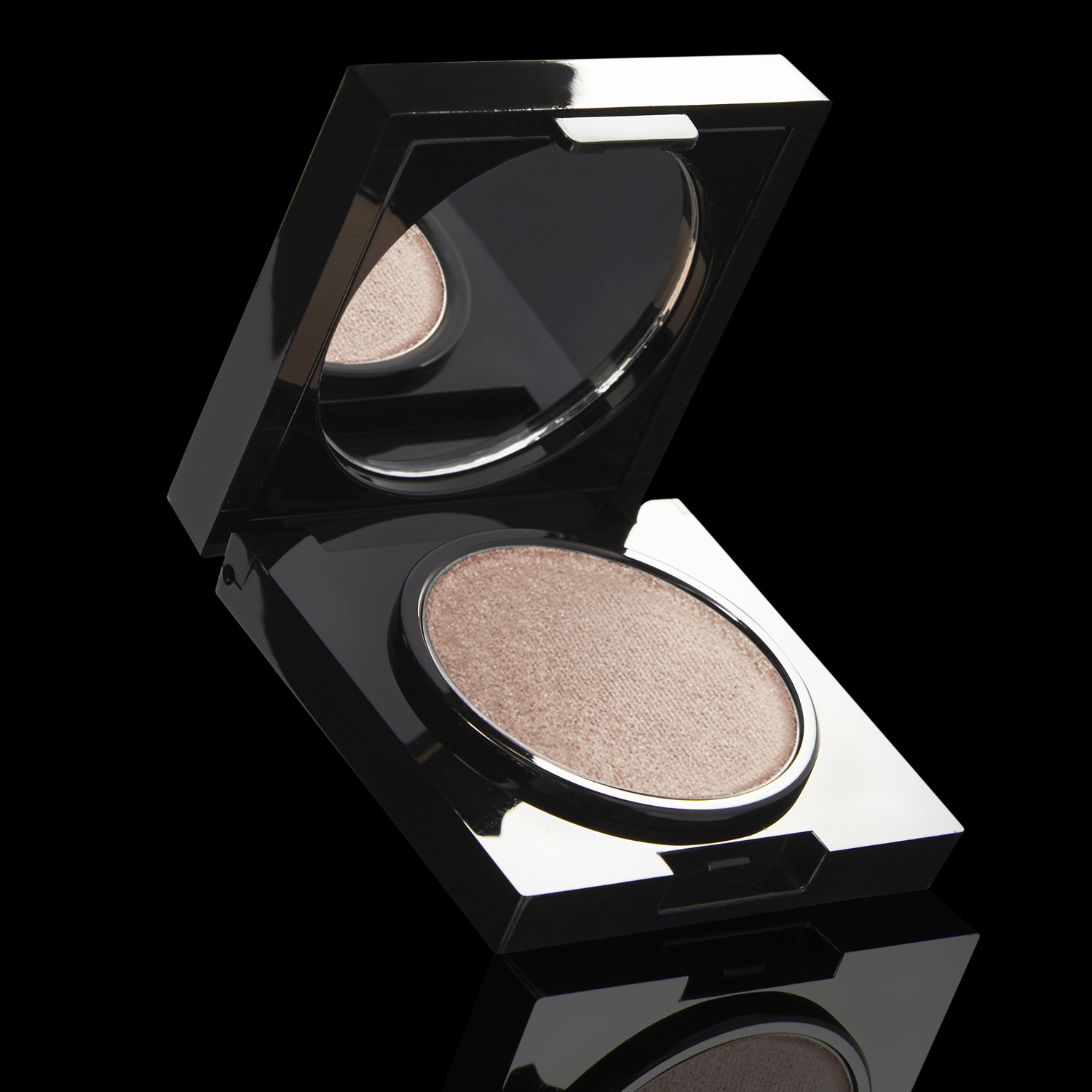 BLAK packaging Spot Light Strobing Shimmer Powder